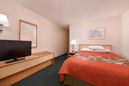 Americas Best Value Inn - South Bend - image 5