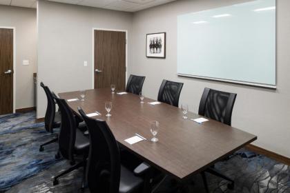 Fairfield Inn & Suites South Bend at Notre Dame - image 6