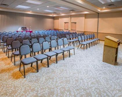 Comfort Suites University Area Notre Dame-South Bend - image 9