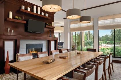 Hilton Garden Inn South Bend - image 11
