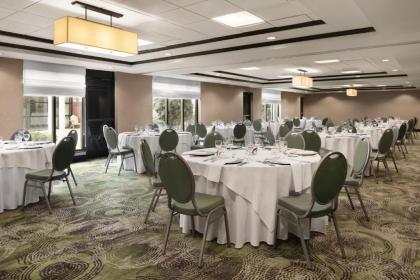 Hilton Garden Inn South Bend - image 8