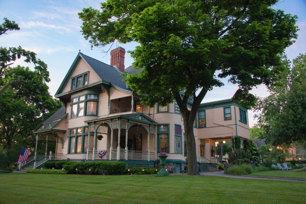 The Oliver Inn - main image