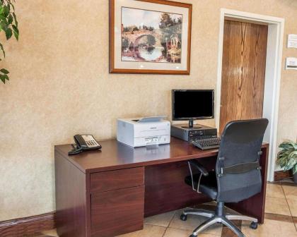 Quality Inn University Area - image 10