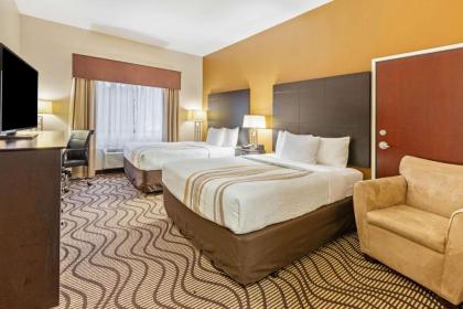 La Quinta by Wyndham South Bend - image 7