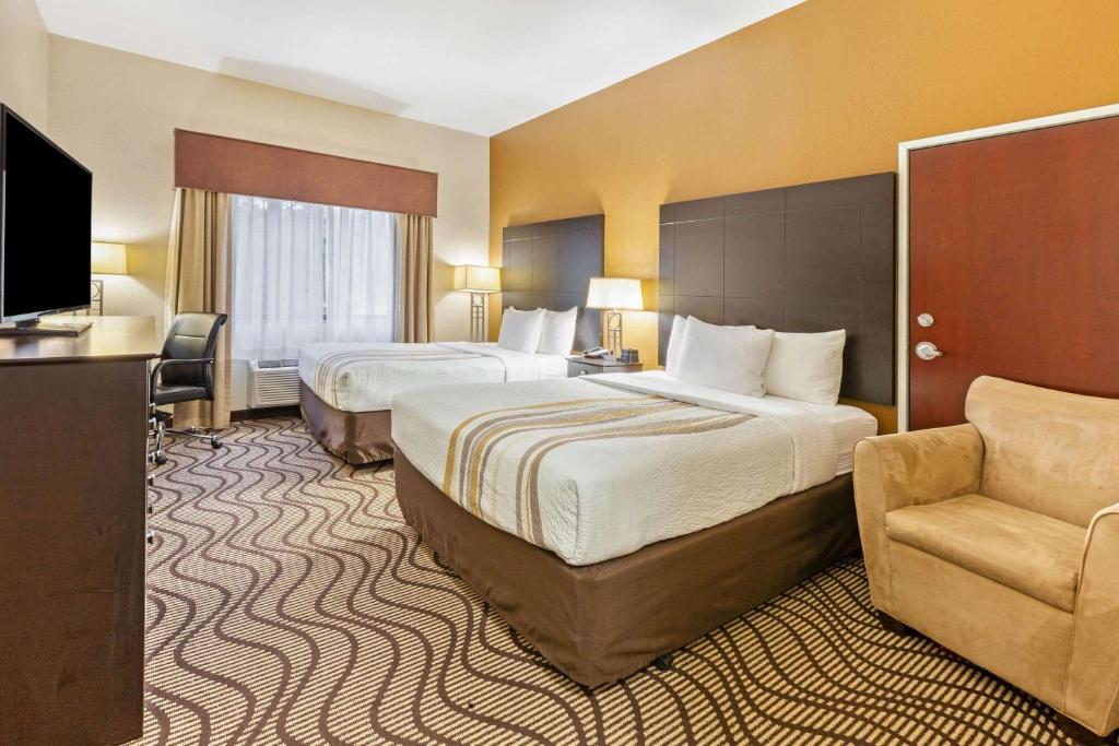 La Quinta by Wyndham South Bend - image 7