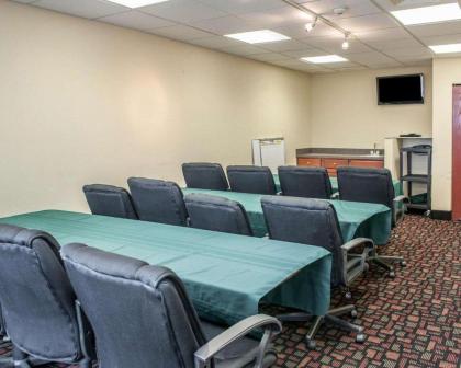 Quality Inn & Suites South Bend Airport - image 14