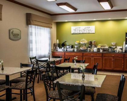 Sleep Inn South Bend Airport - image 12