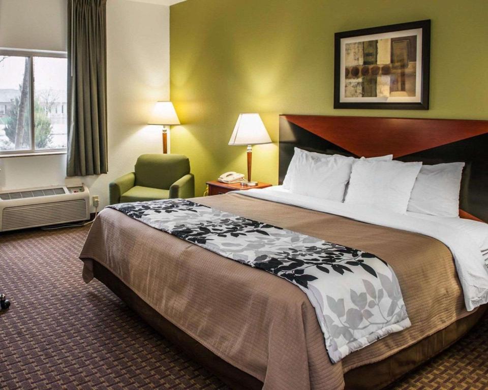 Sleep Inn South Bend Airport - image 4