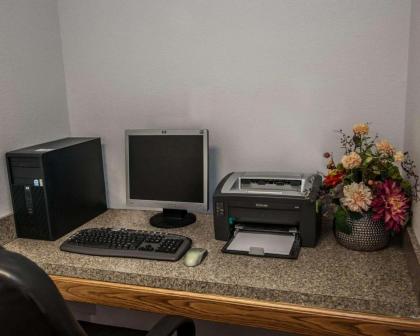 Sleep Inn South Bend Airport - image 7