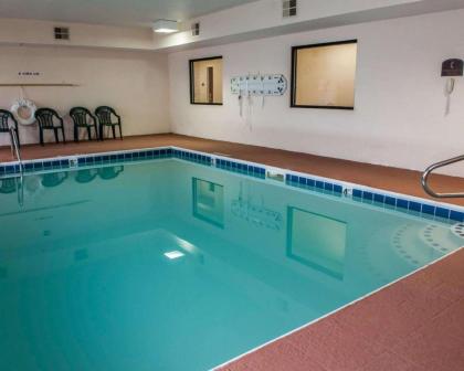 Sleep Inn South Bend Airport - image 9