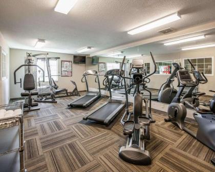 Suburban Extended Stay Hotel South Bend - image 2