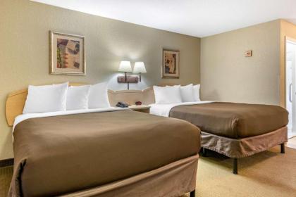 Suburban Extended Stay Hotel South Bend - image 7