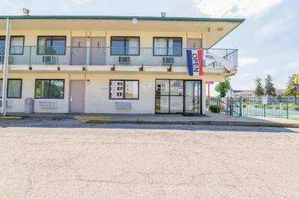 OYO Hotel South Bend - Campus - image 10