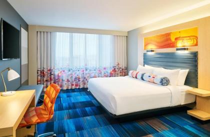 Aloft South Bend - image 14