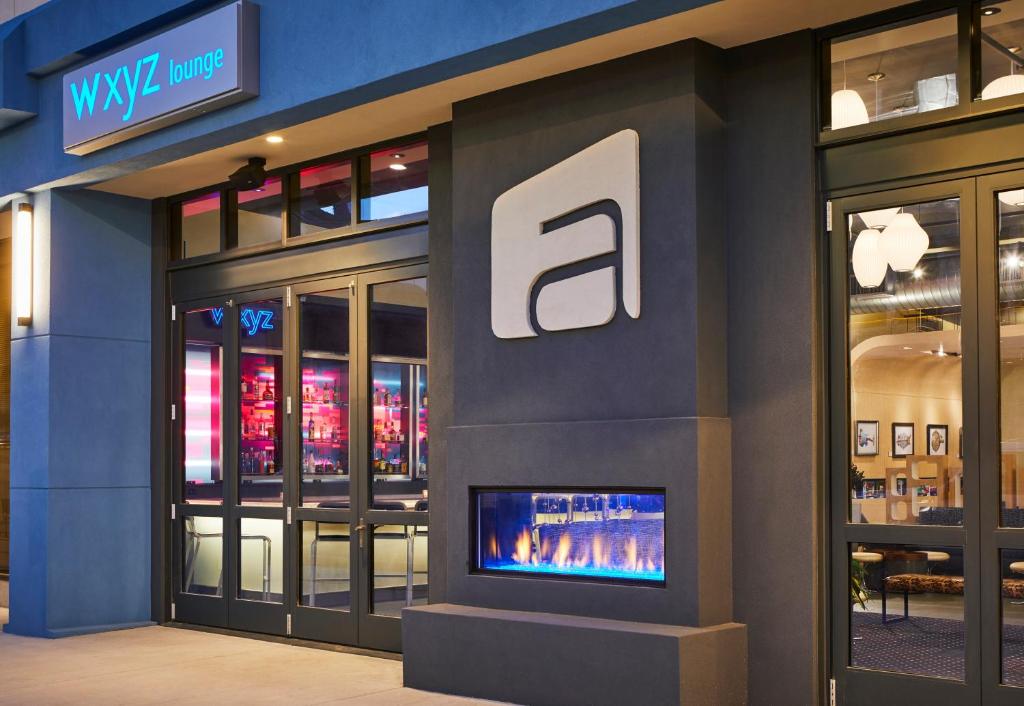 Aloft South Bend - image 7