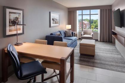 Embassy Suites by Hilton South Bend - image 4