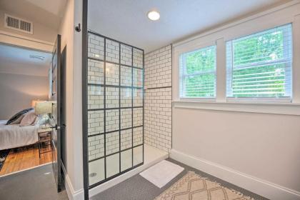 Chic Retreat Less Than 1 Mile to Notre Dame Campus! - image 11