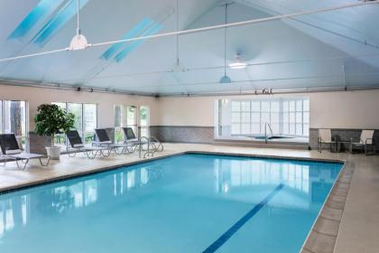 Delta Hotels by Marriott Burlington - image 12