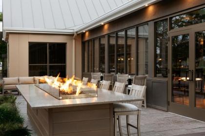 Delta Hotels by Marriott Burlington - image 15