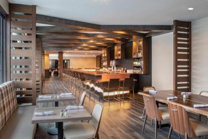 Delta Hotels by Marriott Burlington - image 5
