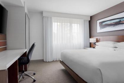 Delta Hotels by Marriott Burlington - image 9