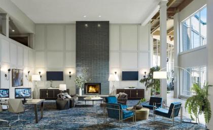DoubleTree by Hilton Hotel Burlington Vermont - image 12