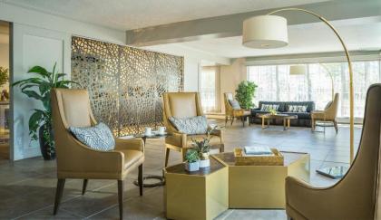 DoubleTree by Hilton Hotel Burlington Vermont - image 14
