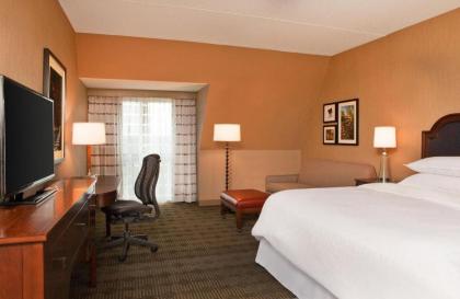 DoubleTree by Hilton Hotel Burlington Vermont - image 2