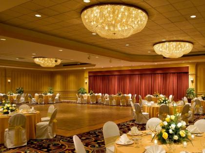 DoubleTree by Hilton Hotel Burlington Vermont - image 4