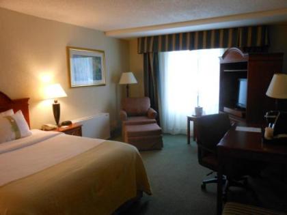 Holiday Inn South Burlington - image 15