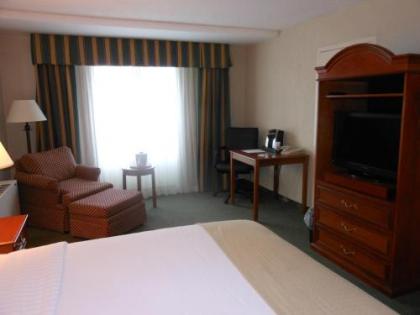 Holiday Inn South Burlington - image 17