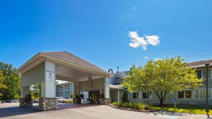 Best Western Plus Windjammer Inn & Conference Center - image 4