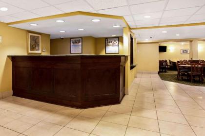 La Quinta by Wyndham South Burlington - image 6