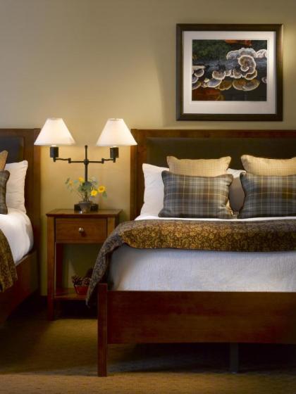 Green Mountain Suites Hotel - image 12
