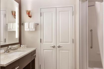 Homewood Suites by Hilton Burlington - image 12