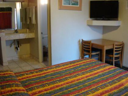 American Inn - image 5