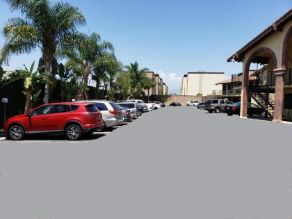 Sierra Inn - image 2
