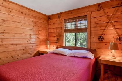 Arapahoe Adventure Cabin - image 15