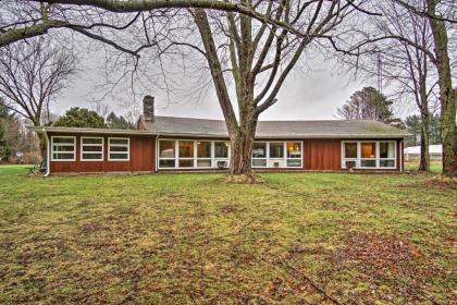 Spacious South Haven Home about 1 Mi to Lake Michigan! - image 3