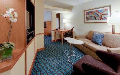 Fairfield Inn and Suites South Hill I-85 - image 13
