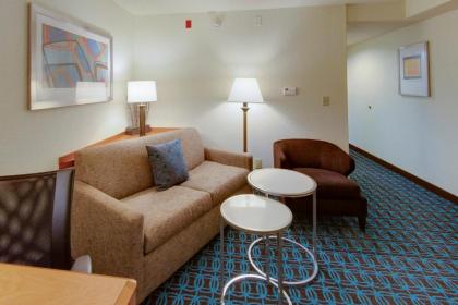Fairfield Inn and Suites South Hill I-85 - image 14