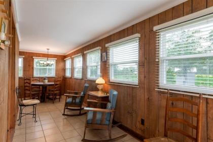 Farm House Getaway - image 6
