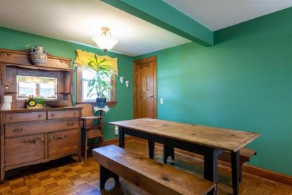 Farm House Getaway - image 8