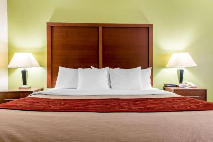 Quality Inn Jacksonville near I-72 - image 5