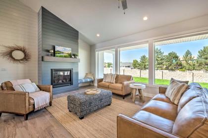 Modern Group-Friendly Home 15 Mi to Dtwn SLC