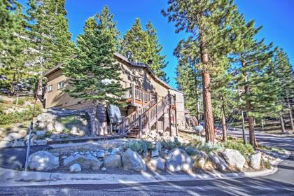 Stateline Condo 1 Mi to Boulder Lodge at Heavenly