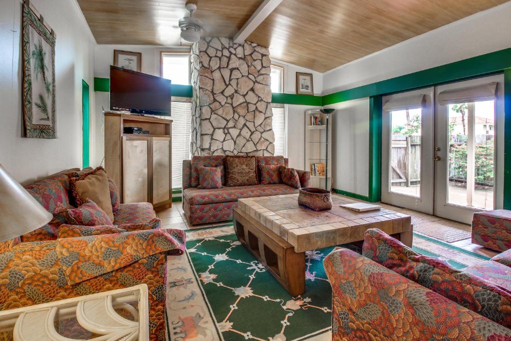 White Sands House - main image