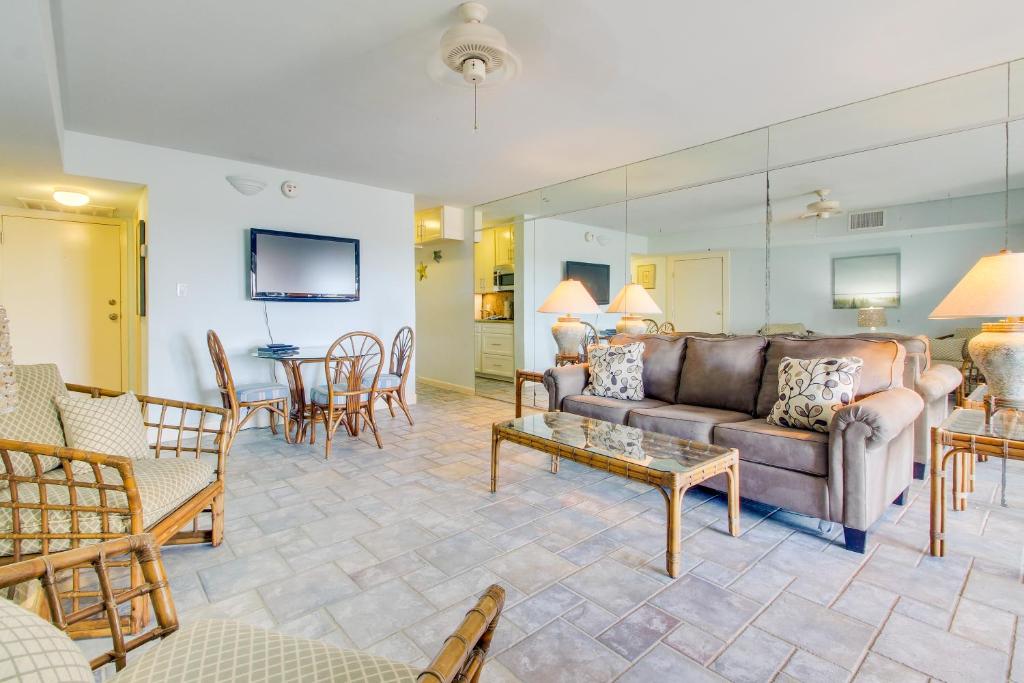Landfall Tower Unit 43 - main image