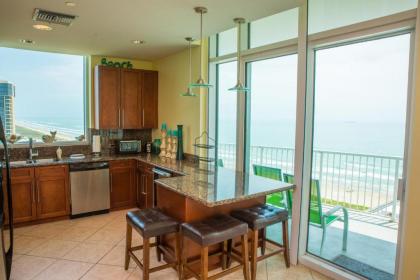 Beachfront 3 Bedroom Condo - image 3