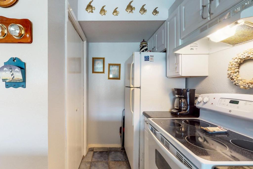 Gulfview I 208 - image 2